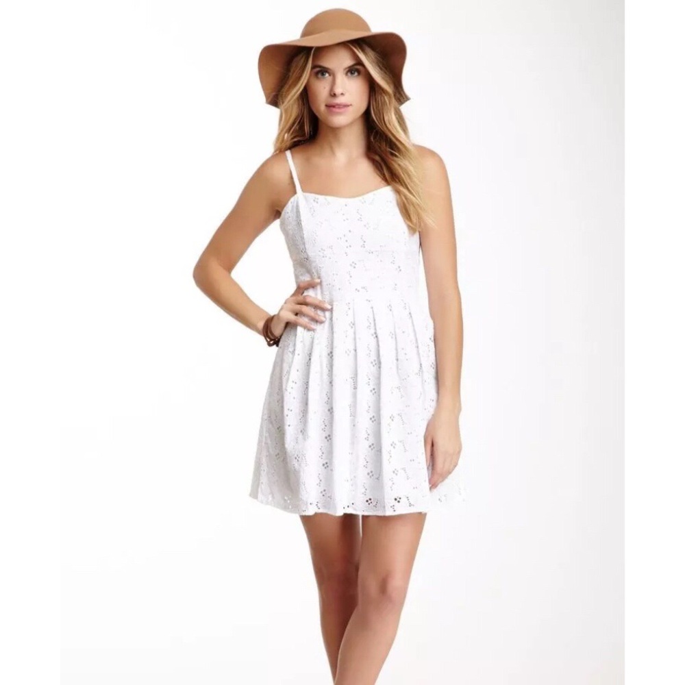 $80 BB Dakota Patton Eyelet Dress